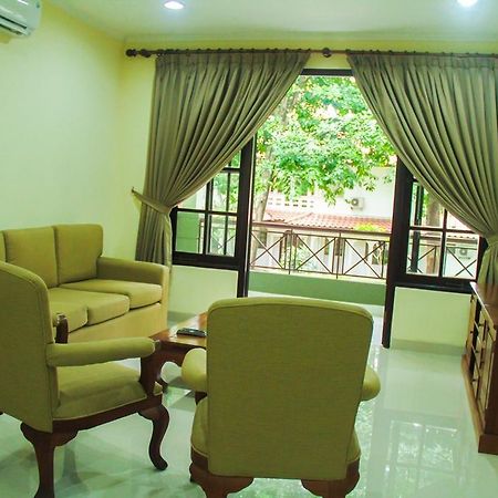 Country Woods Jakarta Cilandak (Jakarta) Ngoại thất bức ảnh