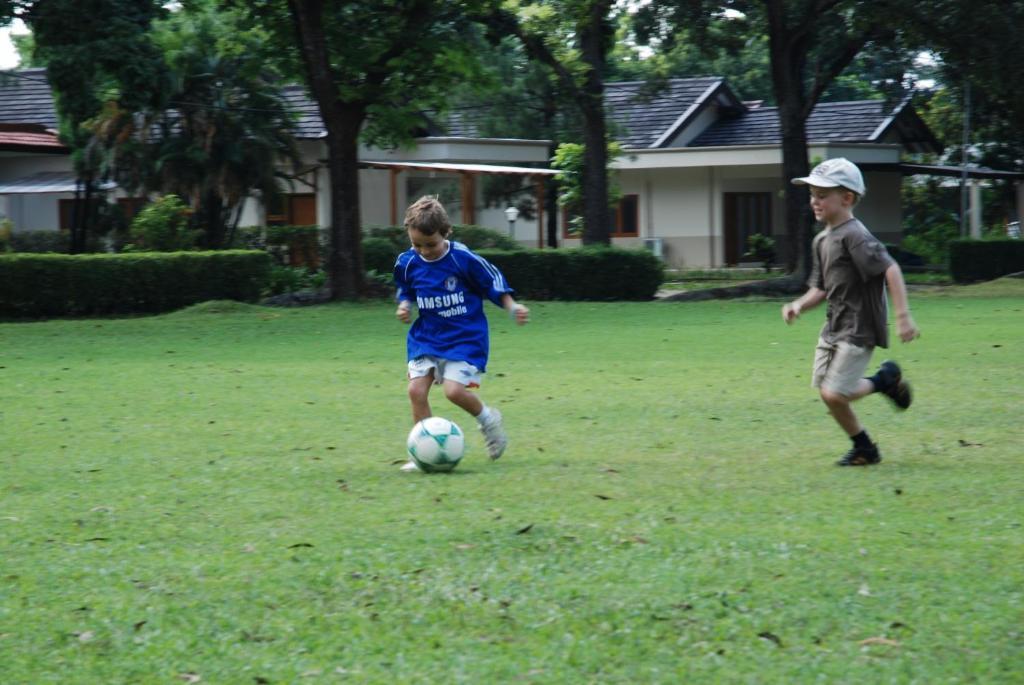Country Woods Jakarta Cilandak (Jakarta) Ngoại thất bức ảnh